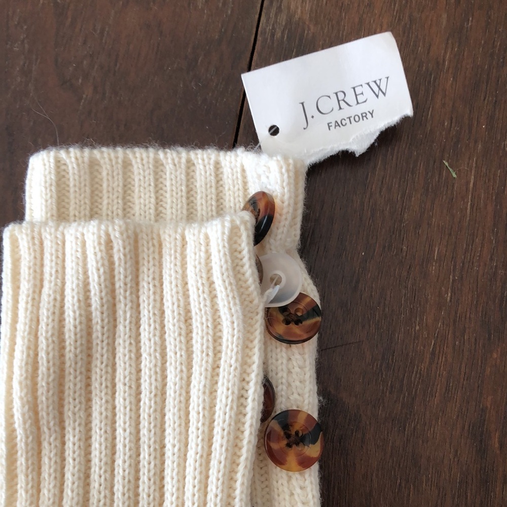 Gloves - Picture 2 of 2